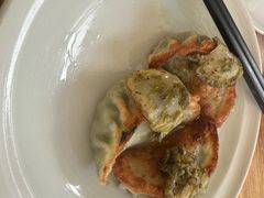 -渝半城经典川粤菜(重庆天地店)