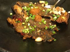 锅焗碟鱼头-开海·红岛海鲜虾水饺(石老人店)