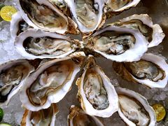 周末早午餐随便吃生蚝-AZUR聚(香格里拉饭店)