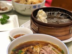 香菇闷蹄面-德兴馆(广东路总店)