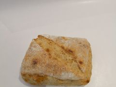 -巴黎贝甜(大宁国际商业广场店)