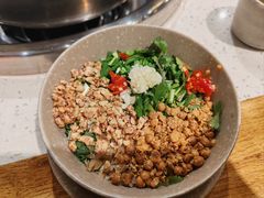 -肖肖酸萝卜鱼火锅(总店)