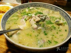 -自贡盐帮菜·玩辣餐厅(樱花园西街店)