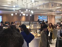 门面-奈雪的茶(湖滨银泰in77C区PRO店)