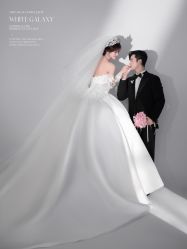 -雅云婚纱摄影工作室旗舰店
