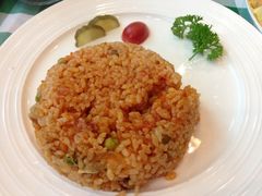 肉焖饭-小白桦西餐厅