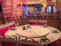 -耶里夏丽·丝路国际·新疆餐厅(浦东区东方路店)