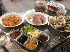 -马路牙子烧烤音乐酒馆(望京店)