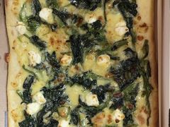 -必胜客(宝杨路宅急送店)