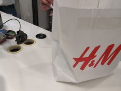 -H&M(鹏欣水游城店)