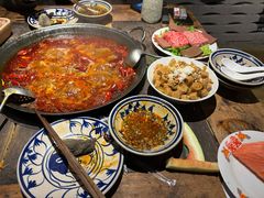 -旧街市鲜货老火锅(大光路店)
