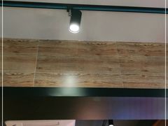 -管氏翅吧(护国寺店)