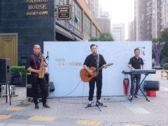 -牛一嘴·兰州牛肉面·大盘鸡(财富中心店)