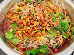 -周良天山牛杂城(天山路总店)