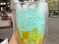 -亚龙湾喜来登·美景台大堂吧