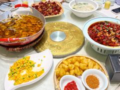 -鑫巴蜀小镇 · 水煮鱼专研店(玉桥店)