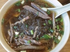 -佬钱湾仔(衣裳街店)