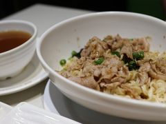 -香港新发烧腊茶餐厅(水围店)
