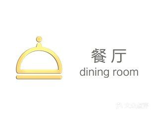 ▲家里的收纳重点之一，就是这个整墙餐边柜，把客餐厅每