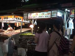 -六合夜市