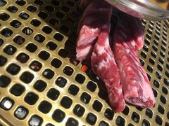 -唯成•韩国炭火烤肉 유성고기