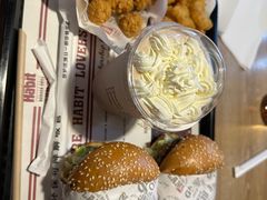 -The Habit Burger Grill 哈比特汉堡(复兴soho店)