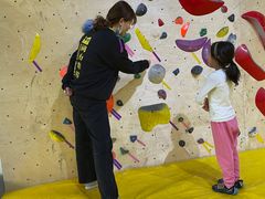 -问山MountQuest攀岩馆