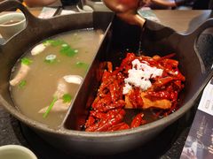 草本鸳鸯锅-盡膳口福跷脚牛肉火锅(晶耀前滩店)