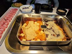 -九鼎轩脆毛肚火锅(南京东路店)