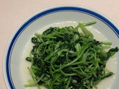 -八府香鸭·啫啫煲(华山路店)