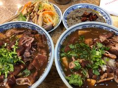 卤煮火烧-门框胡同百年卤煮(新街口店)