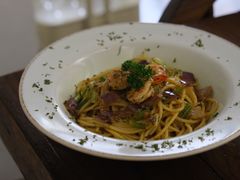 鲜虾蒜辣意面-小食院简餐厅
