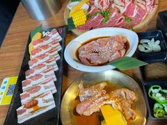 -山居屋炭火烧肉(厚街万达店)