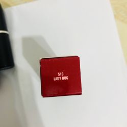 -M·A·C