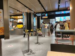 -麦当劳(中山公园龙之梦店)