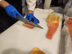 三文鱼腩-盒马鲜生(皇庭广场店)
