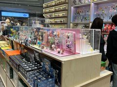 -泡泡玛特POPMART(杭州乐堤港店)