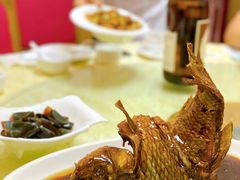 罾蹦鲤鱼-奥华餐厅·老张记(台基厂店)