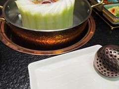 -得意咚瓜·顺德鱼生·冬瓜火锅(深圳首店)