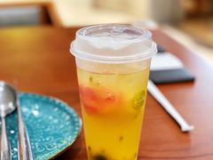 乳酸百香果凤梨苏打-CRAZYONES西班牙海鲜饭(上海美罗城店)