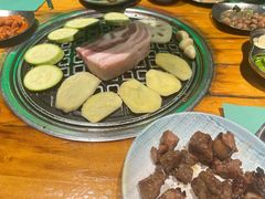 -唯成•韩国炭火烤肉 유성고기