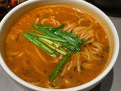 小锅米线-云海肴·汽锅鸡·云南菜(高德置地店)