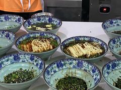 -老新隆牛肉锅贴(新街口店)
