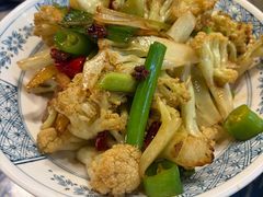 干锅花菜-川流不息·地道川菜·小龙虾(新松江路店)