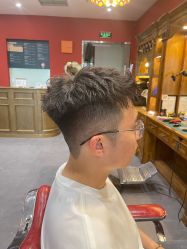 -贝勒爷专业男发