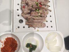 -民族手抓羊肉馆·滩羊手抓·烤全羊