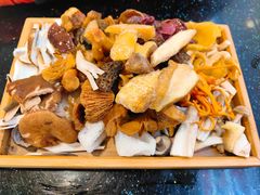 -草墩罗非鱼庄•野生菌•腊排骨(七星街上段店)