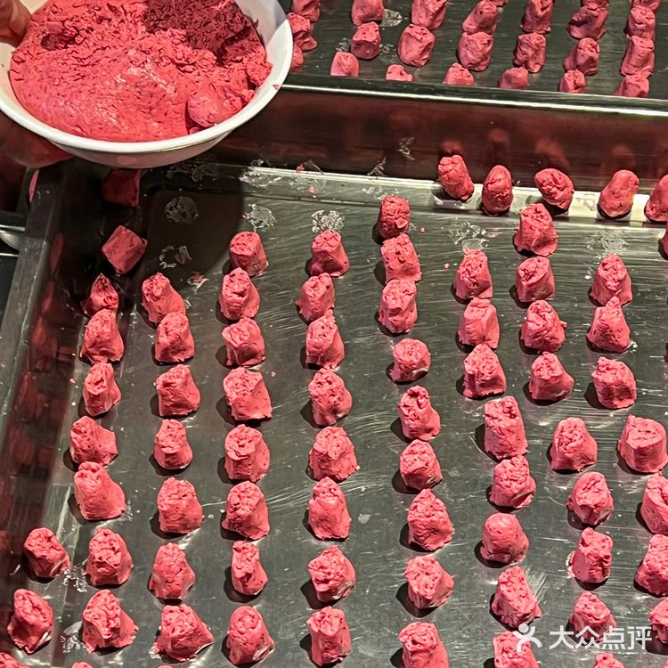 在南京一定要嚯一碗“手工杨梅冰汤圆”阳没了！！