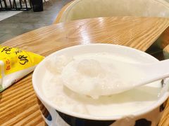 奶白酒-乍甸乳业鲜奶吧(红河水乡店)