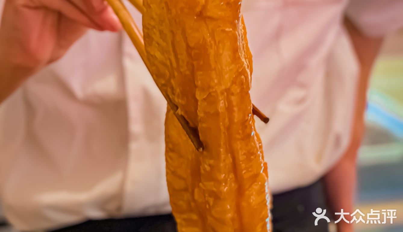 🆘首家火锅点心酒楼！成年人不做选择，火锅点心我都要有！